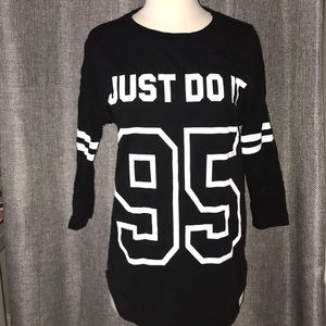 Nike just do it T-shirt size small great condition